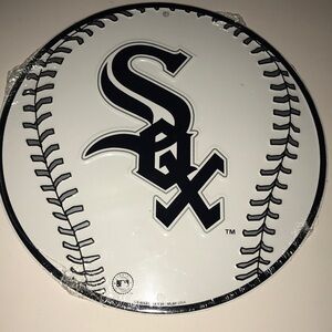 NIP MLB White Sox Metal Plate
